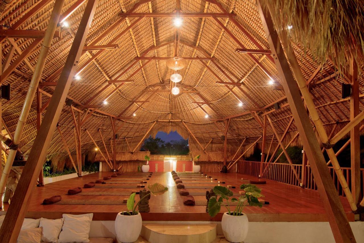 Sannyas Boutique Hotel Uluwatu Exteriör bild
