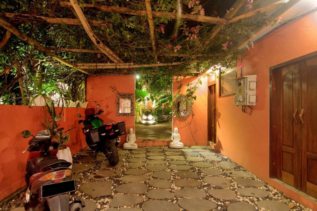 Sannyas Boutique Hotel Uluwatu Exteriör bild