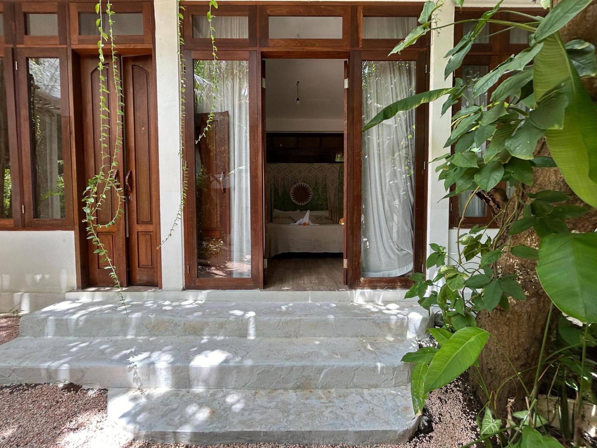 Sannyas Boutique Hotel Uluwatu Exteriör bild