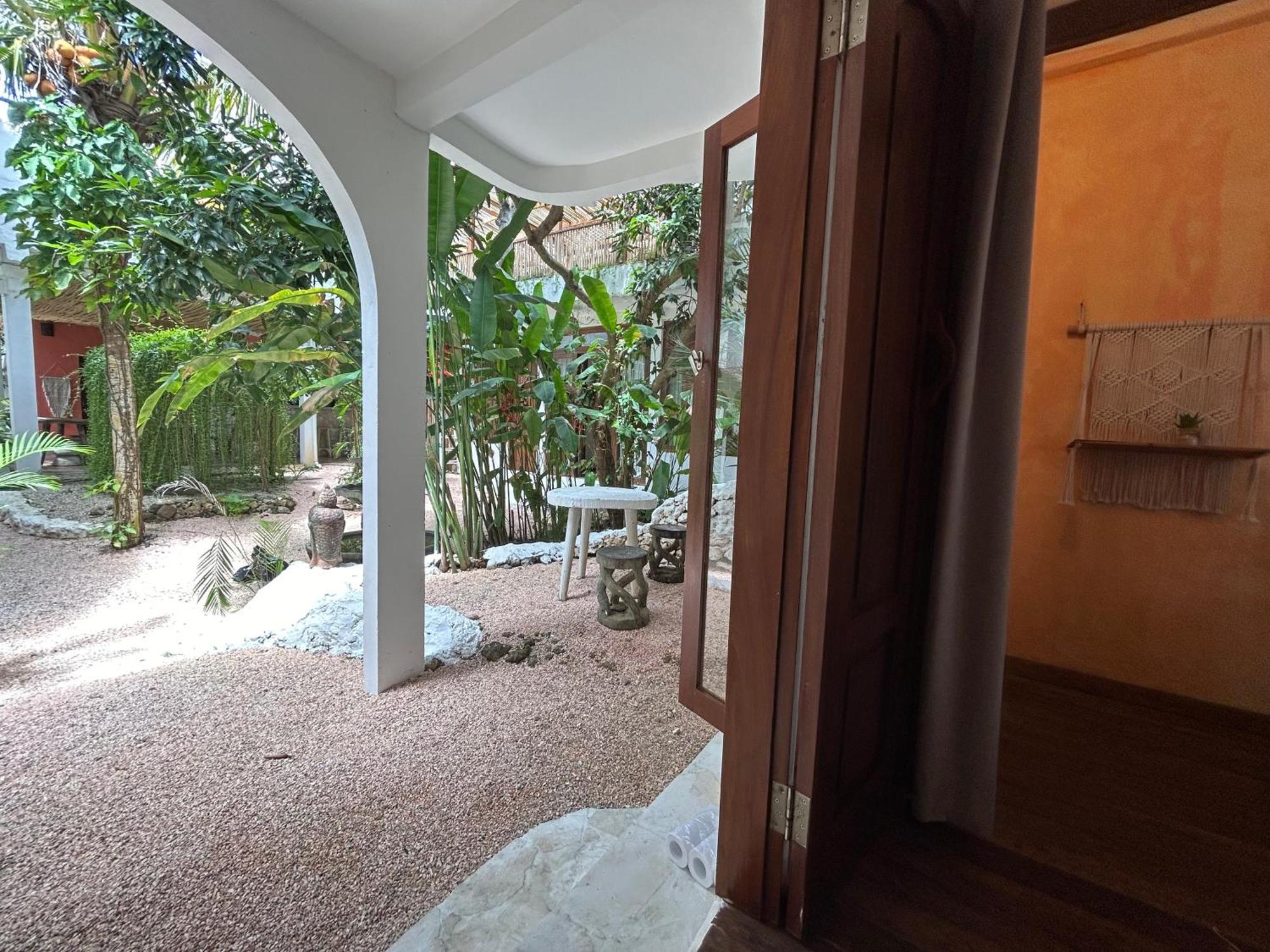 Sannyas Boutique Hotel Uluwatu Exteriör bild