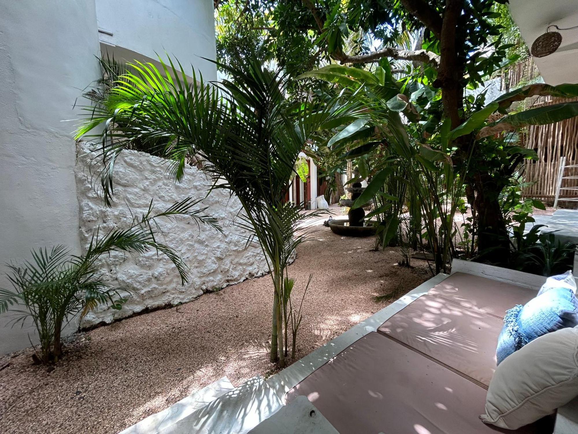Sannyas Boutique Hotel Uluwatu Exteriör bild